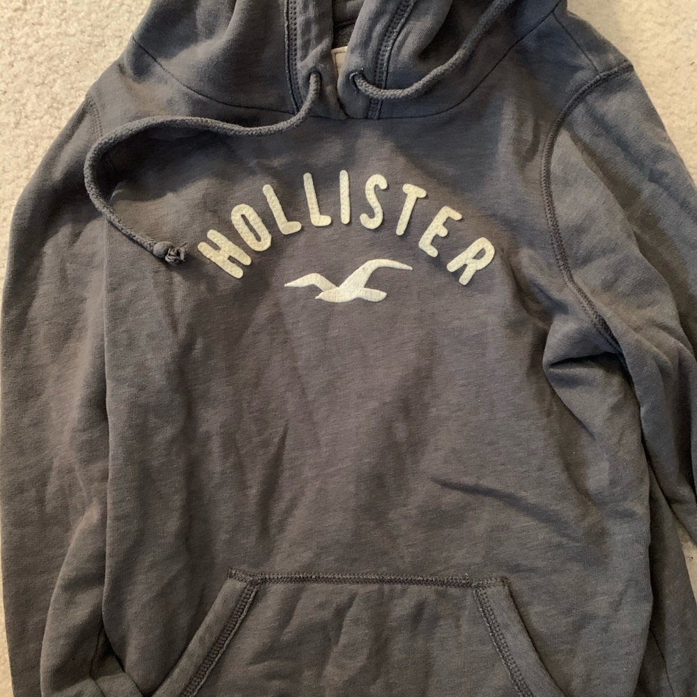 Hollister hoodie - Picture 2 of 2